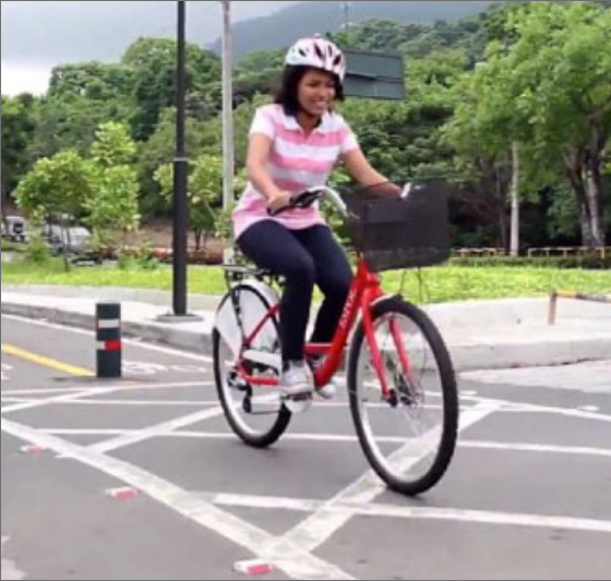 Estudiante en bicicleta